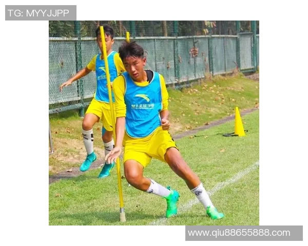 恒大足球辉煌历程回顾及其连续夺冠的传奇故事